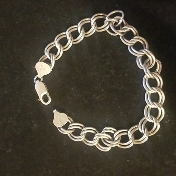 New Sterling silver necklace and Bracelet - Picture 4 of 10